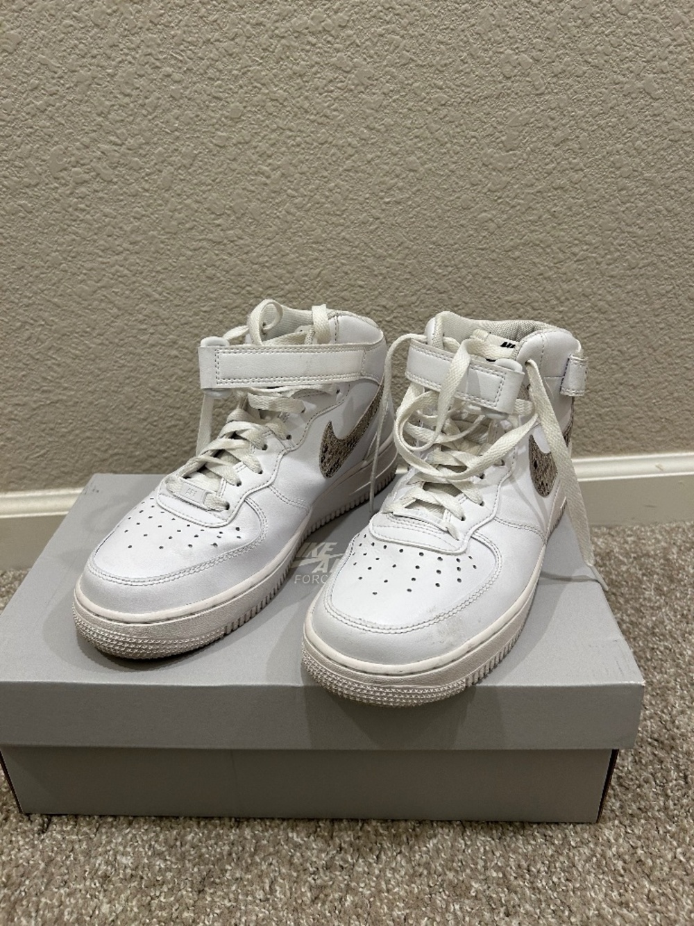 Nike Air Force 1 '07 Mid